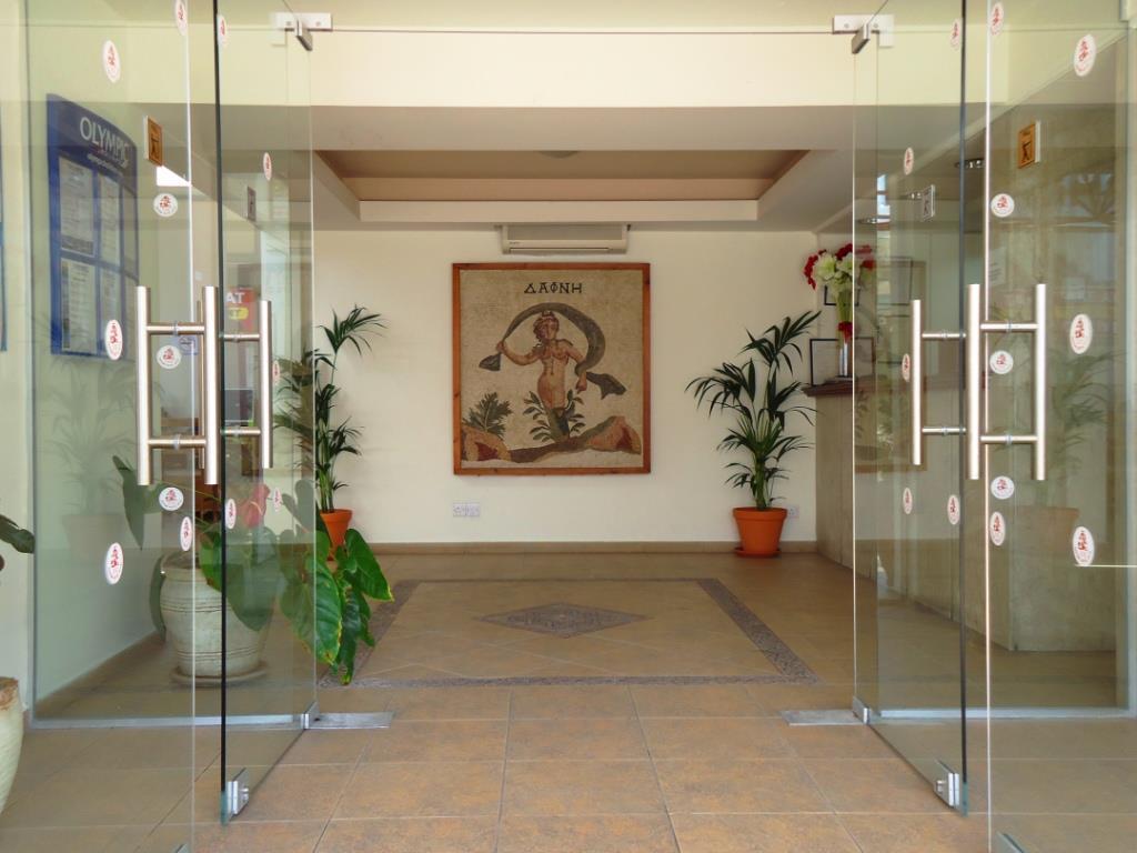 Daphne Hotel Apartments Cyprus Paphos Exteriör bild